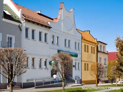 Prawe skrzydło zabytkowego budynku