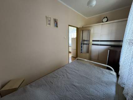 Mieszkanie na parterze 3 pokoje garaż