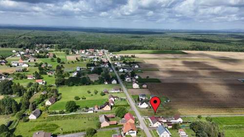 900m2 blisko lasy woda prąd w granicy prostokąt