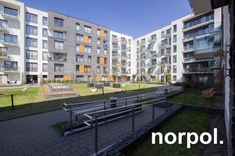 Nowoczesne mieszkanie z loggią i tarasem / Modern apartment with...