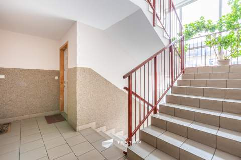 balkon duża piwnica w cenie 3 pokoje