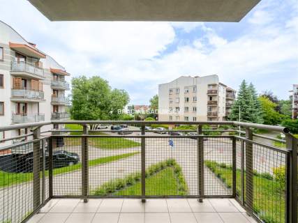 2 pok oddzielne 48m2 z garazem
