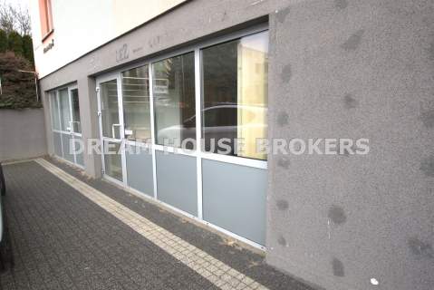 Lokal na Broniewskiego 120 70 50 m2