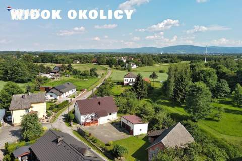 Budowlana działka przy lesie i rzece