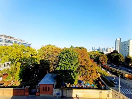 Studio po remoncie - Żytnia 46, przy metro Młynów