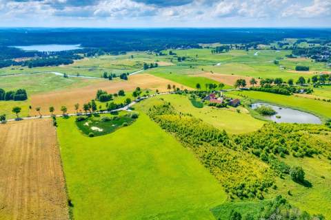 Rzeka Pasłęka - 250 m, Jezioro Gamerskie 1 km
