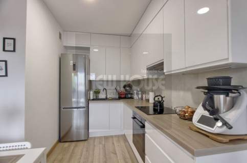Piękne, nowe 2 pokoje z balkonem w apartamentowcu