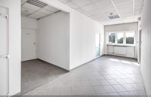 Budynek biurowy, 23 km od centrum Warszawy