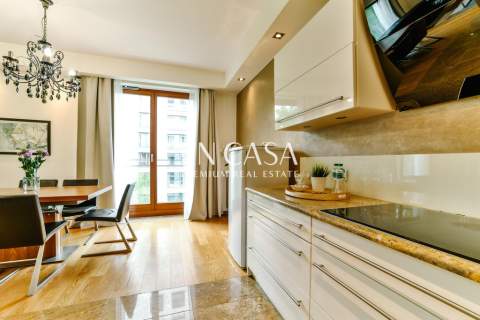 Luksusowy apartament przy Grzybowskiej