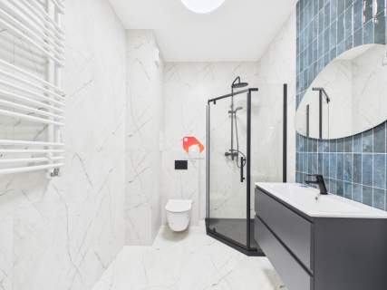 2 Pokoje Balkon, Winda, Miejsce w hali Centrum