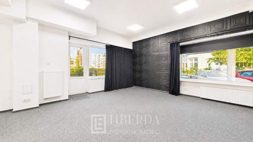 Biuro z witrynami. Złota 79, Warszawa Wola.