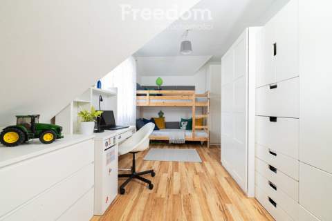 3 pokoje ok. 61m2 po podłodze I Balkon Kowale