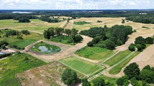 Działka pod dom marzeń blisko jeziora i lasu