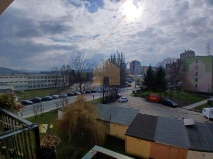 Komfortowe 3 pokoje po remoncie balkon