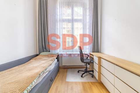 120,1 m2 7 pokoi po remoncie z balkonem Śródmieście Łodzi