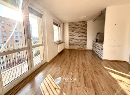 3 pokoje Balkon Winda Os. XXX-lecia