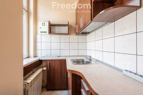 Jasny lokal biurowy w Centrum miejsce postojowe