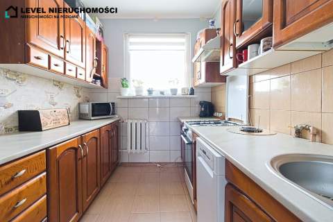 Trzy pokoje z balkonem
