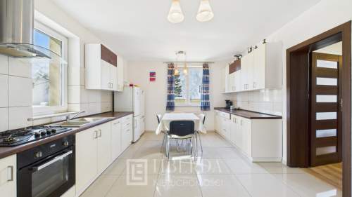 Dom, 180m2, 2 bud. gospodarcze, 10min od Lublina