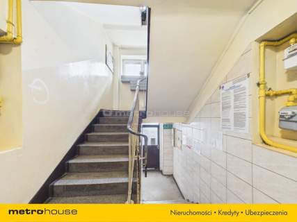 2 pokoje - 37,80 m2 , blisko UE, 9 minut od Rynku 