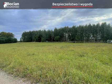 Płaskie, uzbrojone sielsko położone działki
