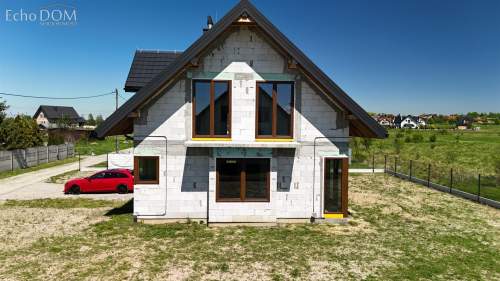 Na sprzedaż 6 pokojowy dom 160m2 Krzeczów Rzezawa