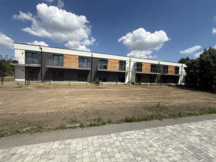 Nowe bezczynszowe mieszkania w zabudowie szeregowej - wysoki