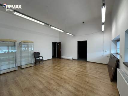 Hala magazynowa z biurem 216 m Bielsko-Biała