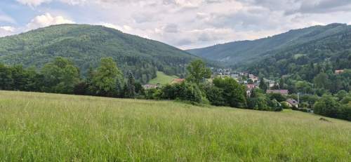 Widokowa działka - odkryj spokój w Beskidach