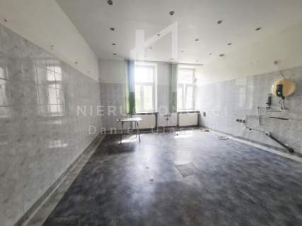 ATRAKCYJNY LOKAL UŻYTKOWY W CENTRUM JASŁA - 42 M2, PARTER