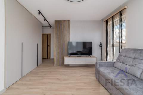 Łódź Wołowa, z garażem, klimatyzacją, 2 balkony