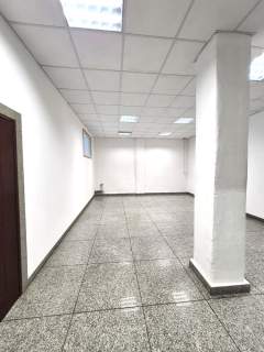 Lokal na magazyn / produkcję - 898m2 - Łódź