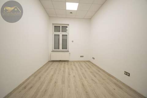 Lokal biurowy 96m2 / 6 pomieszczeń