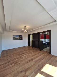 1 POKÓJ 36,8 m PIWNICA 3,23 m BALKON