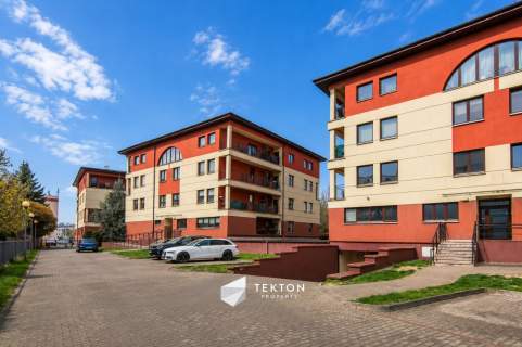 3pok. 61 m 2 balkony zamknięte osiedleI garaż