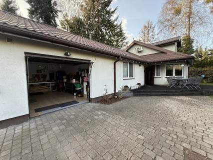 Komfortowy dom 130 m z ogrodem i garażem- Konstacin - Jeziorna