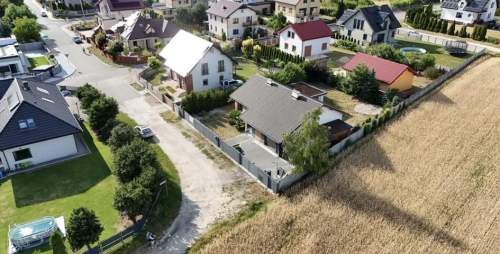 Nowoczesny dom parterowy w prestiżowej części osiedla Winiary
