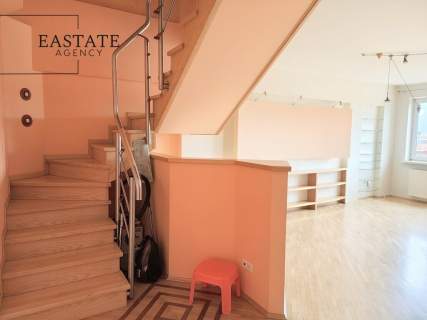 Metro Kabaty Dwupoziomowy apartament