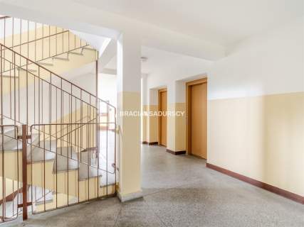 2-pokojowe mieszkanie z oddzielną kuchnią,balkon