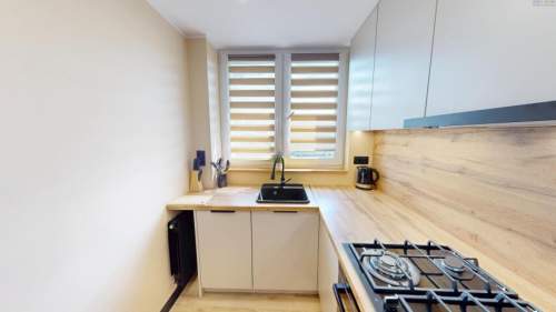 Po generalnym remoncie balkon centrum Gliwic - ul. Łokietka 13