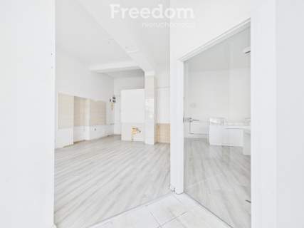 Lokal usługowy w ścisłym centrum - parter 69 m 
