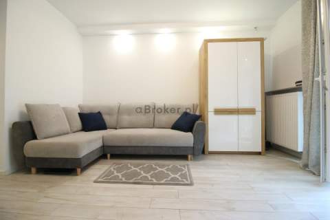 ul.Konopnickiej, Centrum Studio z ogródkiem