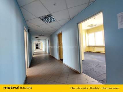 MODERNISTYCZNY BIUROWIEC CENTRUM POZNANIA PARKING