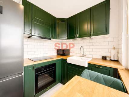 Gotowe do wprowadzenia 2 balkony Parking 800 m od Fabrycznej