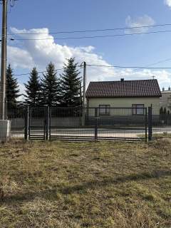 DZIAŁKA BUDOWLANO USŁUGOWA PODZAMCZE 32ar