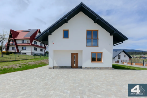 Dom Lipnica Wielka z widokiem na Babią Górę