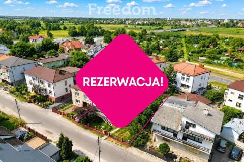 Dom z garażem i ogrodem Świetna lokalizacja 