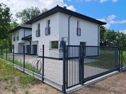 Bliźniak w Halinowie 5 pokoi pompa ciepła