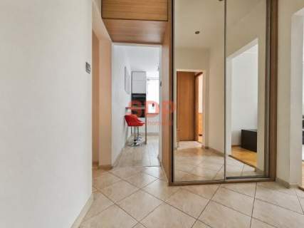 3 pokoje pełny rozkład duży balkon Julianów