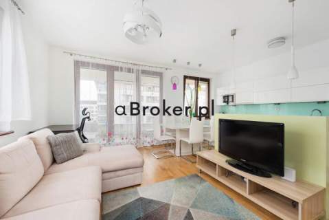 Piltza 84 m2 4 pokoje balkon garaż